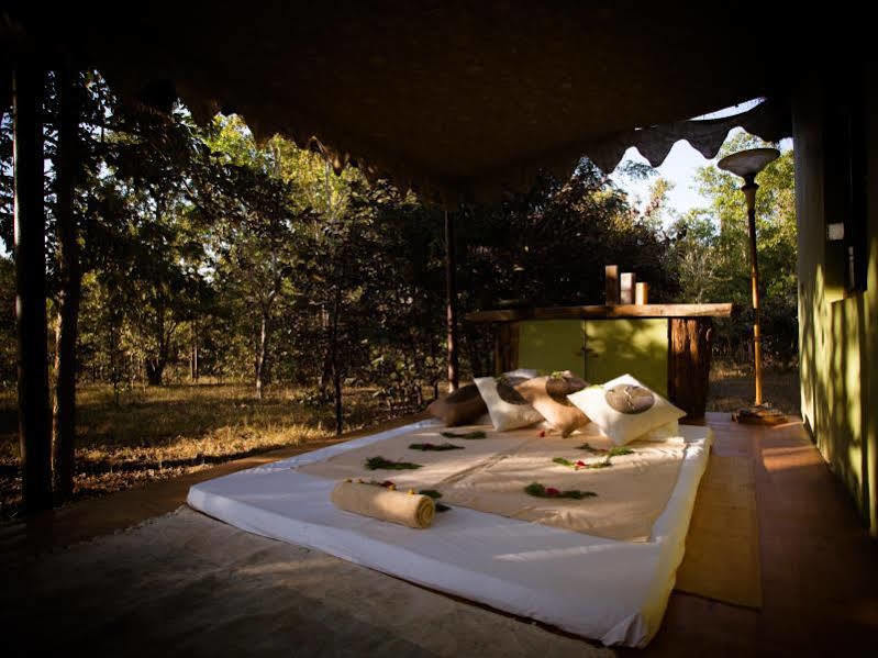 Singinawa Jungle Lodge Kanha Lagma Dış mekan fotoğraf